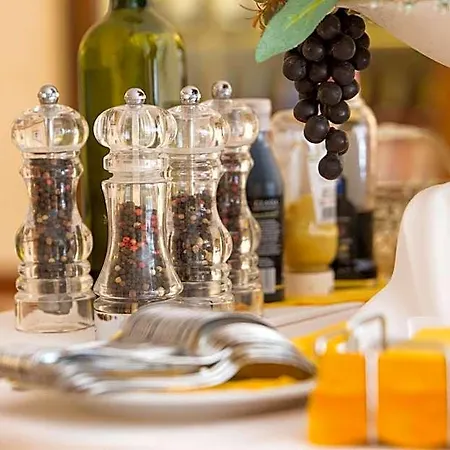 Готель Gardenia & Charme Adults Friendly 4star Service