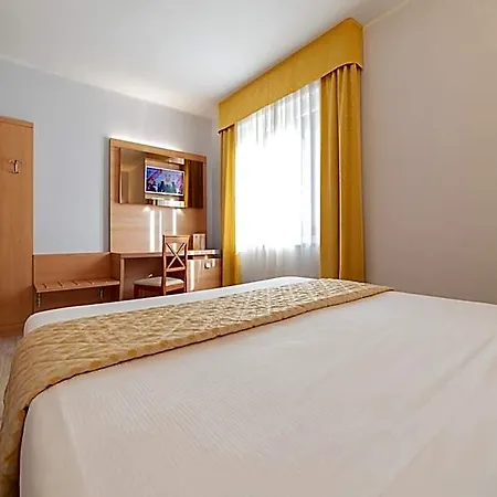Готель Gardenia & Charme Adults Friendly 4star Service Бардоліно