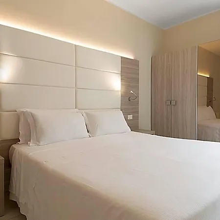 Готель Gardenia & Charme Adults Friendly 4star Service 3*