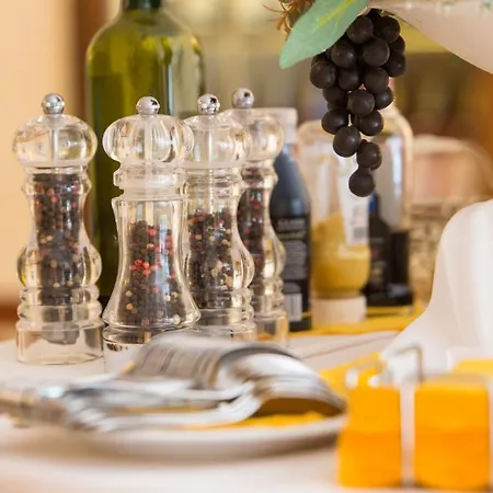 Отель Gardenia & Charme Adults Friendly 4star Service Бардолино