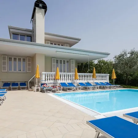 Готель Gardenia & Charme Adults Friendly 4star Service