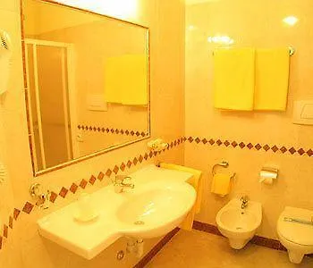 Gardenia & Charme Adults Friendly 4star Service Бардоліно