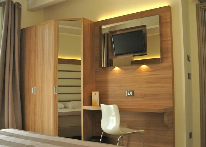 酒店 Gardenia & Charme Adults Friendly 4star Service 巴多利诺